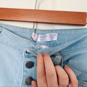 No Boundaries HighWaisted Light Wash Skinny Jeans